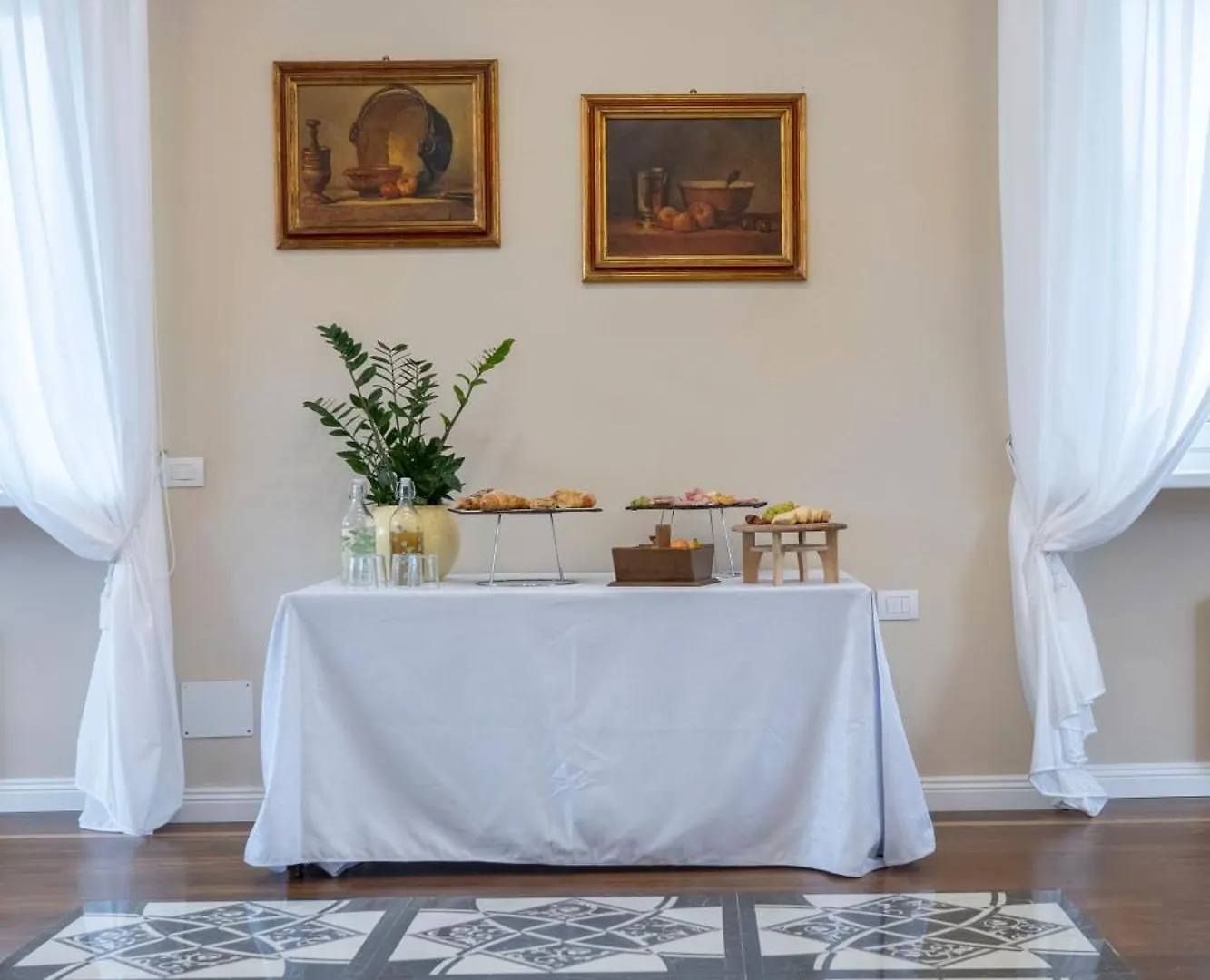 سوما لومباردو Villa Marchese Lake Maggiore