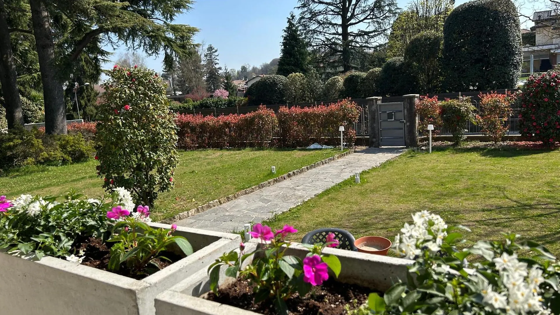 سوما لومباردو Villa Marchese Lake Maggiore فندق مبيت وإفطار